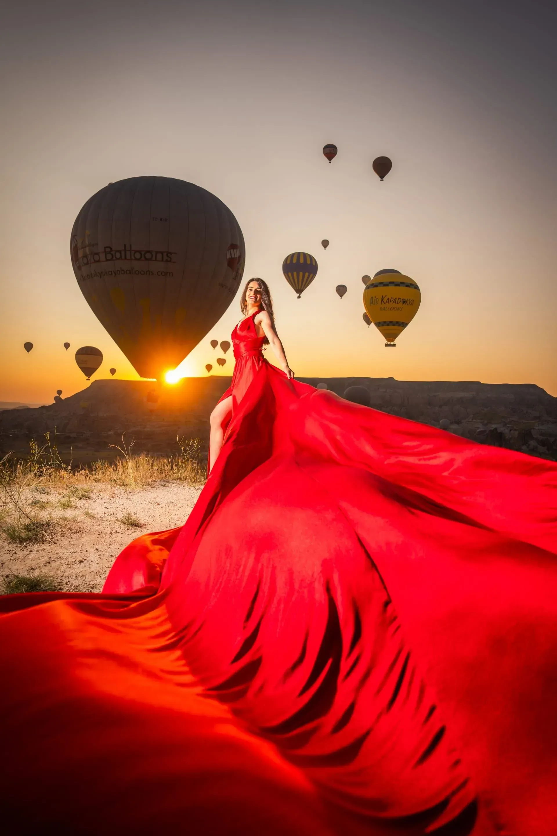 Kayalıklarda romantik poz